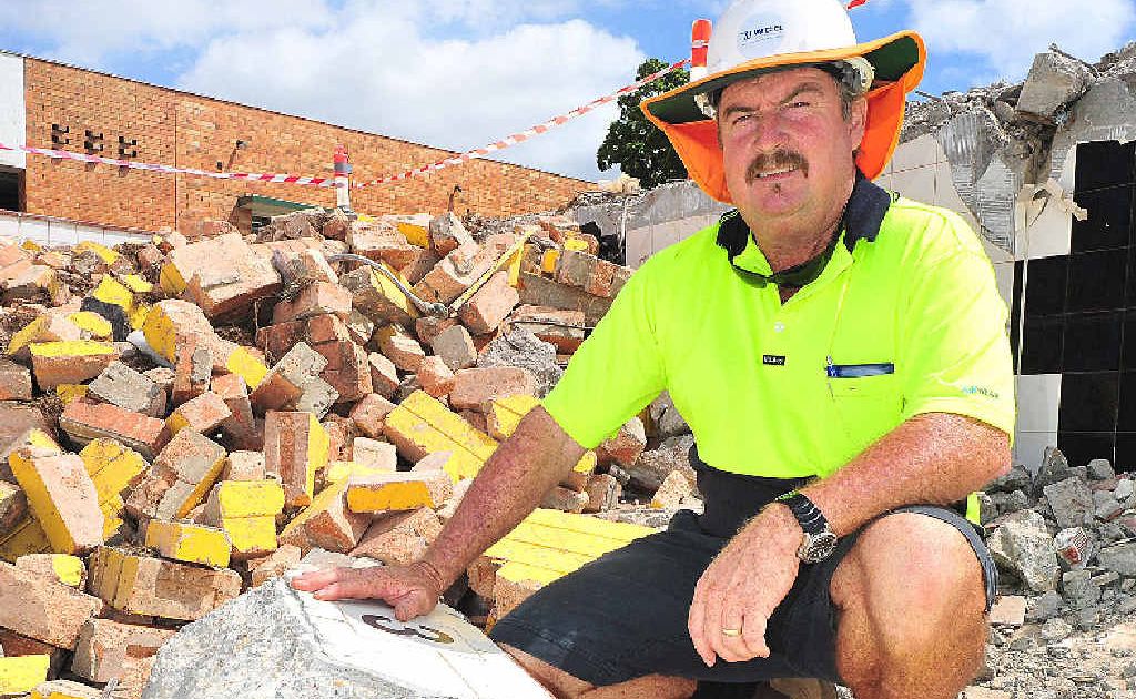 Chris Jamieson, of Win Constructions, supervising the demolition of the Maryborough Aquatic Centre. Chris Jamieson, of Win Constructions, supervising the demolition of the Maryborough Aquatic Centre.